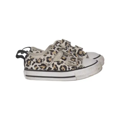 Canvas Sneaker (Beige, Schwarz, Braun) von Converse