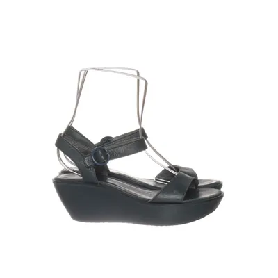 Wedges (Green, Black) from Camper