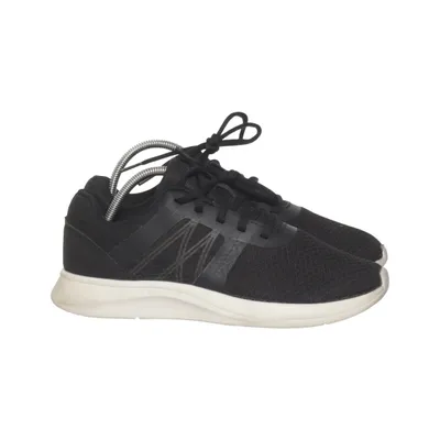 Trainingsschuhe (Schwarz) von Revolution Footwear