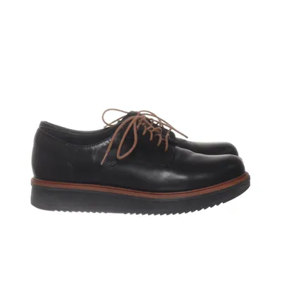 Derbyskor (Svart) från Clarks Artisan