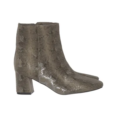 Heeled boots (Gray) from Vanessa Wu Leather