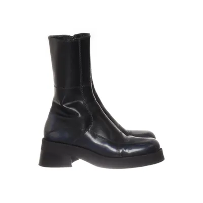 Stövlar (Svart) från Miista