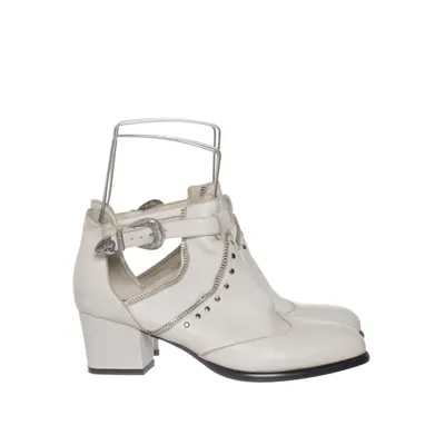 Boots (Vit) från Sofie Schnoor