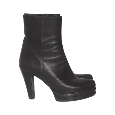 Heeled boots (Black) from Fonnesberg