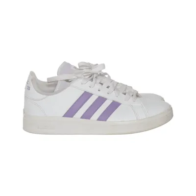 Sneakers (Grand Court) från Adidas