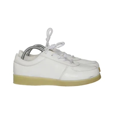 Sneakers (White) from Siumlation