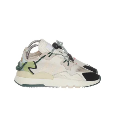 Sneakers (Nite Jogger) från Adidas