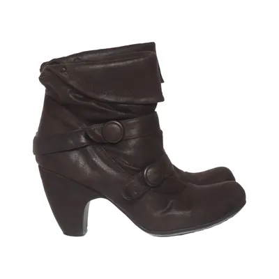 Heeled boots (Brown) from Young Spirit