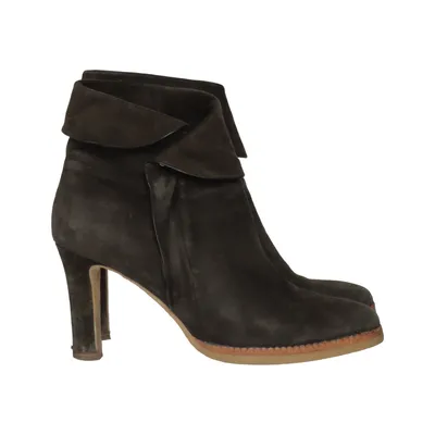 Bottes à talons (Marron) de Lola Cruz