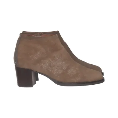 Heeled boots (Beige) from Hispanitas