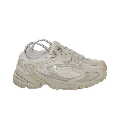 Sneakers (Grå, Beige) från New Balance