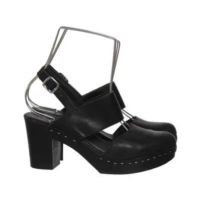 Clogs (Black) from Effortless