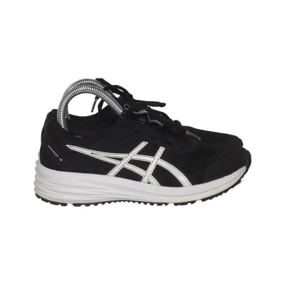 Running shoes (Black, White) from Asics