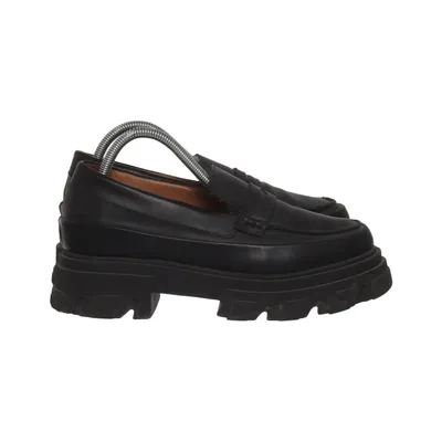 Mocassins (Noir) de Ganni
