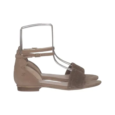 Sandals (Brown) from Donna Carolina