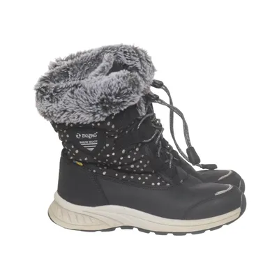 Boots (Snow Boot) from ZigZag