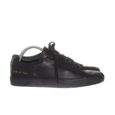 Sneakers (1528 40 7547) från Common Projects