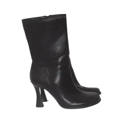 Stövletter (Svart) från Gina Tricot