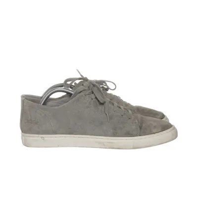Sneakers (Gray) from Ciszere