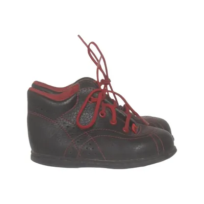 Laced boots (Black, Red) from Kavat