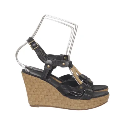 Wedges (Black) from Invito