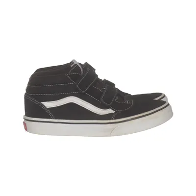 Sneakers (Black, White) from Vans