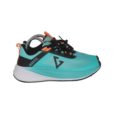 Trainers (Wasp) from Gesto