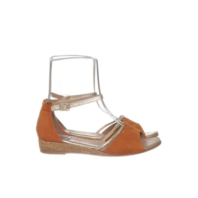 Wedges (Beige, Orange) from Gamino