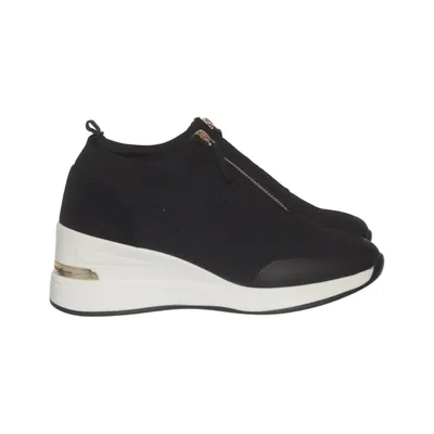 Sneakers (Black) from Primark