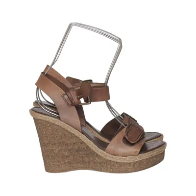 Wedges (Brown) from Young Spirit