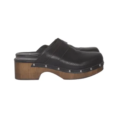 Clogs (Black) from Copenhagen Studios