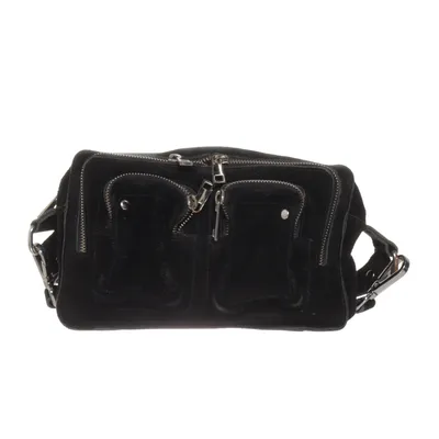 Axelremsväska (Svart) från Núnoo