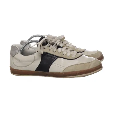 Sneakers (White) from Groundies