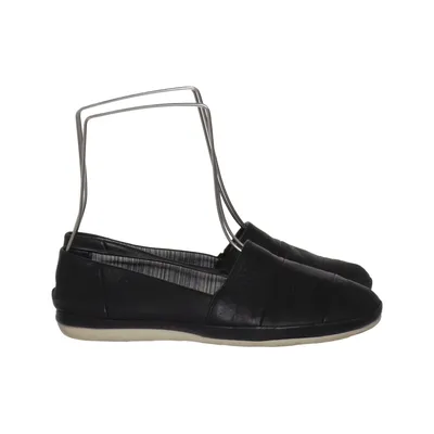 Slip-ons (Svart) från Cavalet