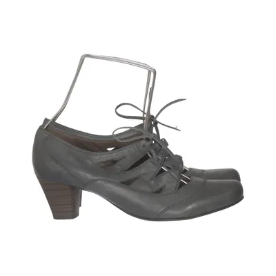Bottes à talons (Gris) de Jana Fashion