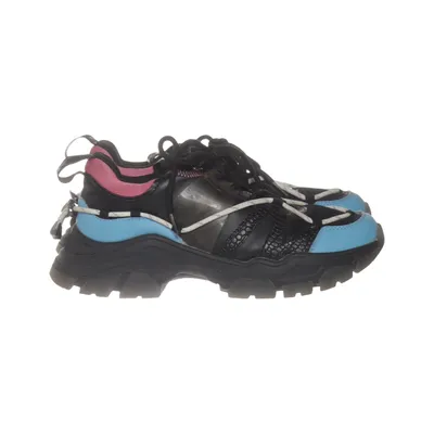 Sneakers (Zwart, Blauw, Roze) van Kurt Geiger