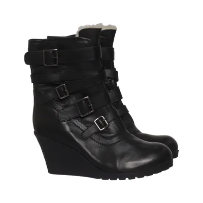 Boots (Black) from Nilson