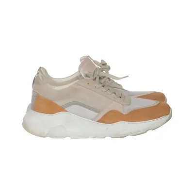 Sneakers (YAZZI W) from Sneaky Steve