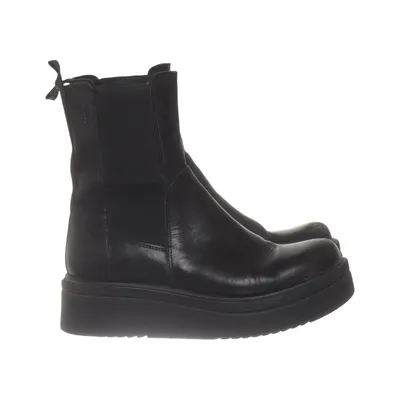 Chelsea boots (Black) from Vagabond
