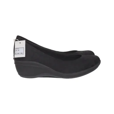 Chaussure compensées (Arcopedico pumps med kinahæl) de Arcopedico