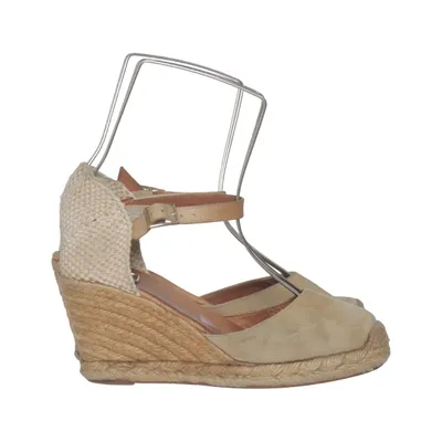 Wedges (Beige) from Geiger Leather
