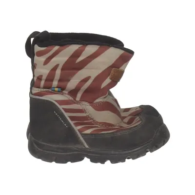 Boots (Red, Beige, Black) from Kavat