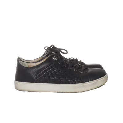 Sneakers (Black) from Bär