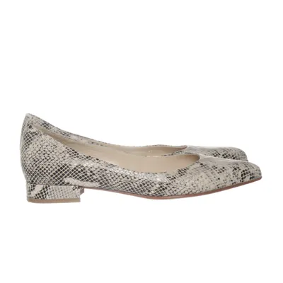 Pumps (Beige, Svart, Vit) från Heelow Skinn