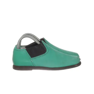 Walking shoes (Green) from Bama