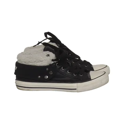 Canvas shoes (Black) from Victory
