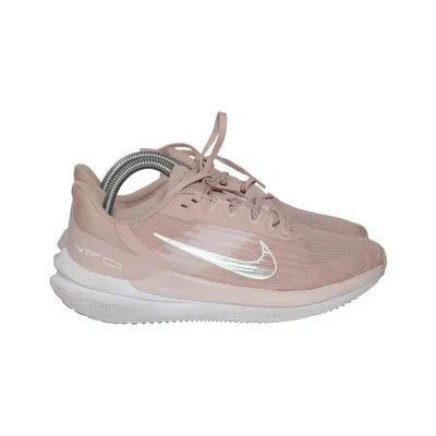 Running shoes (Revolution 6) from Nike