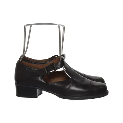 Sandals (Black) from Matcha Leather