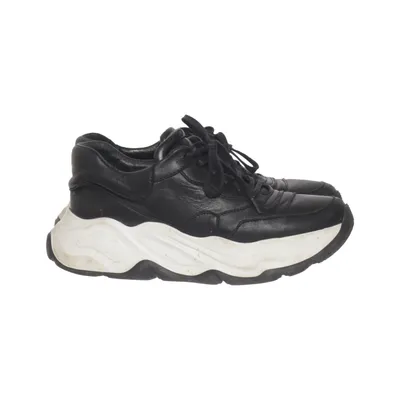 Sneakers (Zwart, Wit) van A Pair