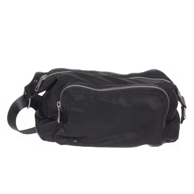 Axelremsväska (Svart) från Åhléns